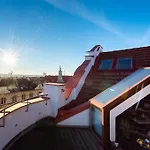 Luxusni Apartman S Terasou A Garazi